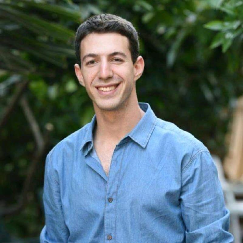 Ofek Salama
